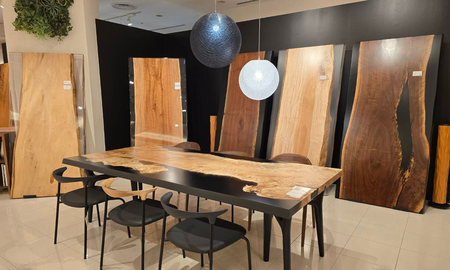 大阪梅田ギャラリー 【一枚板家具専門店 アトリエ木馬公式オンライン