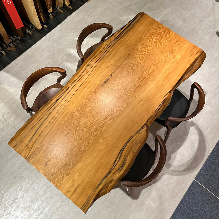 (爆安) 秋田杉　一枚板　樹齢400年　ダイニングテーブル　杢あり　新品/未使用 秋田杉 一枚板 最高級 ダイニング テーブル ダイニングテーブル