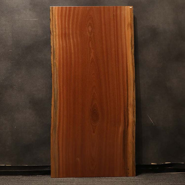 裏の画像
