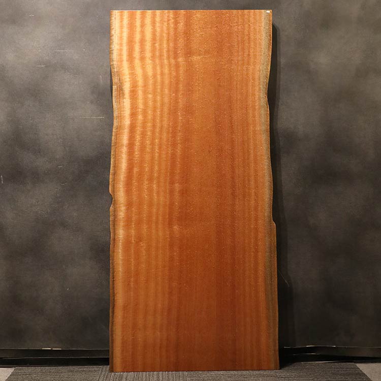 裏の画像