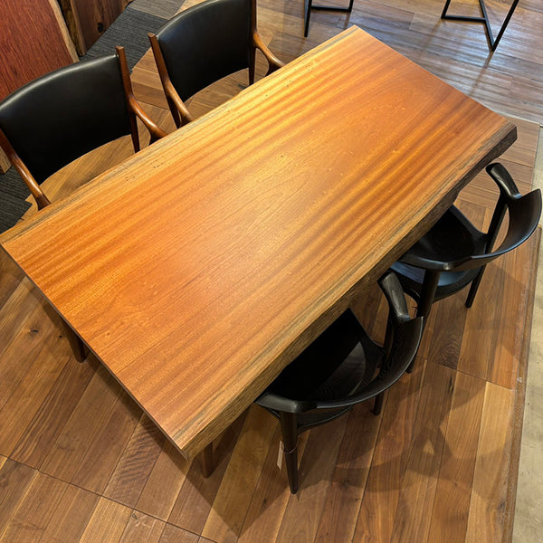 一枚板　サペリ　420-32-1　(W160cm)