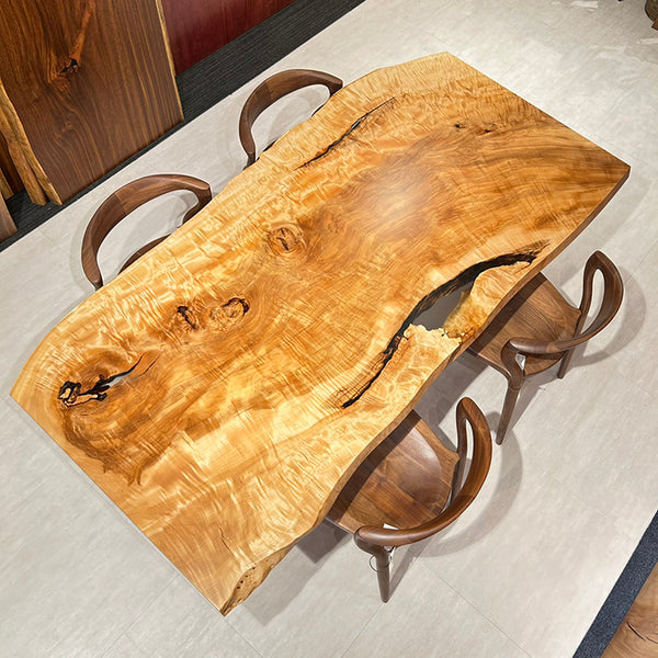 一枚板　トチ / 栃(杢)　1025-18　(W210cm)