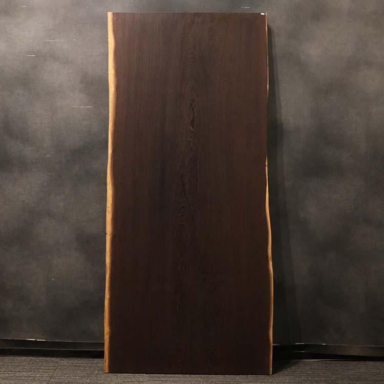 裏の画像