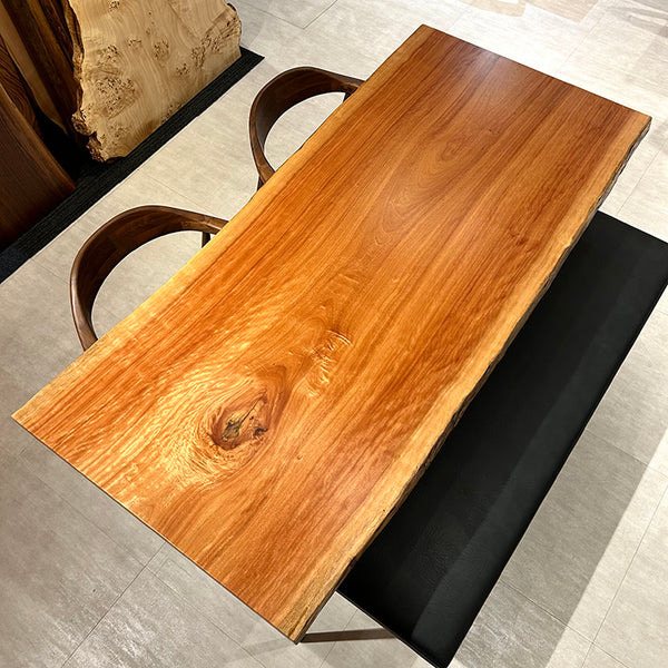 木馬　無垢 一枚板テーブル - ATELIER MOKUBA （関家具工房 木馬）