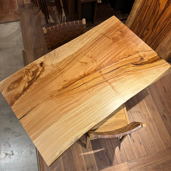 一貫張り 多目的 SOLD OUT】一枚板 トチ / 栃(杢) K-HN-2112-951 (W145cm)