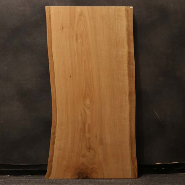 直感に従うなら、即購入！貴重な1枚板 とち一枚板 2200×350~580×35㎜【オイル塗装 仕上げ済み】 | 一枚