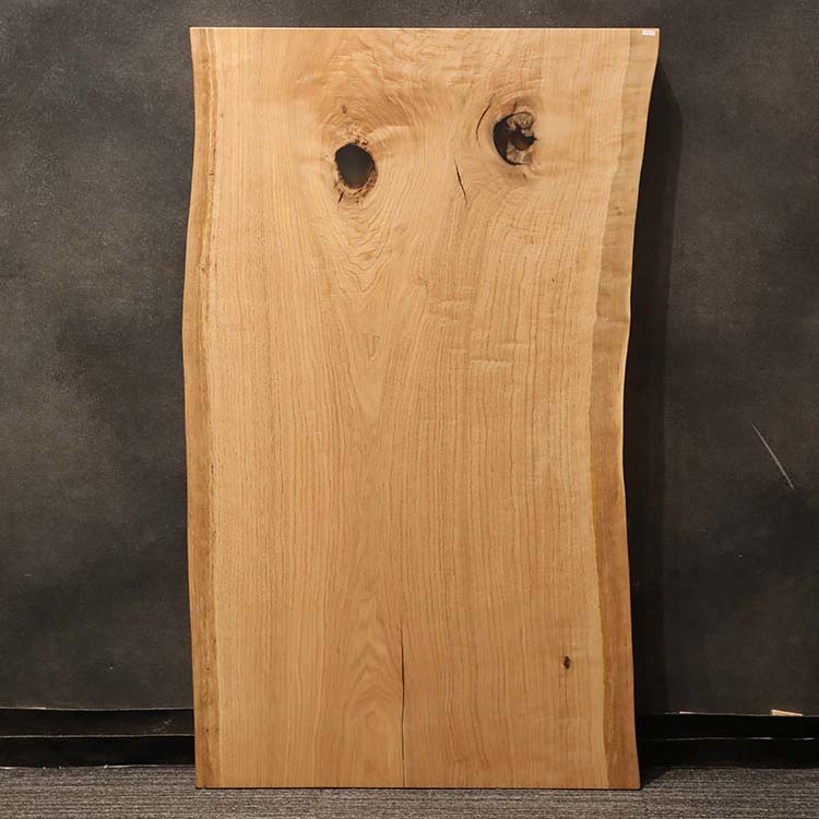 裏の画像