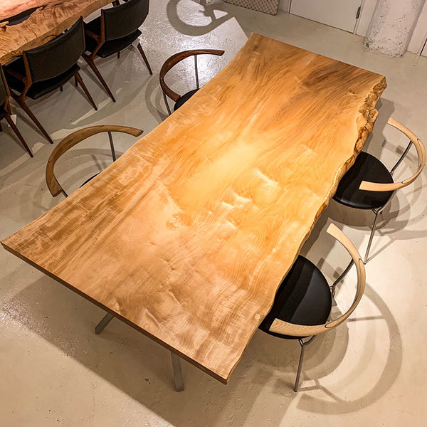 一枚板　トチ / 栃(杢)　K-GM-2306-1602　(W210cm)