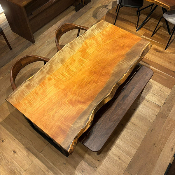 一枚板　タブ / 椨(杢)　K-GM-2303-364-1　(W160cm)