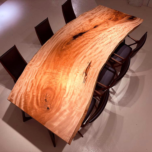 トチ（栃） 【一枚板家具専門店 アトリエ木馬公式オンラインストア】