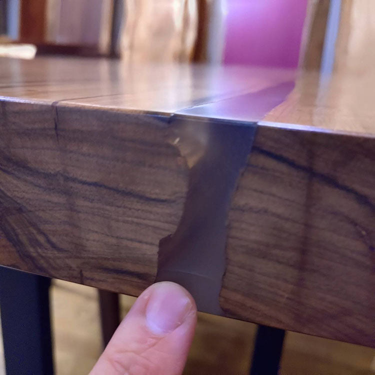 レジン部分のキズ