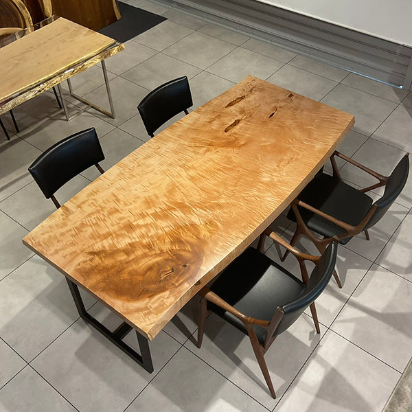 一枚板　トチ / 栃　1025-6　(W200cm)