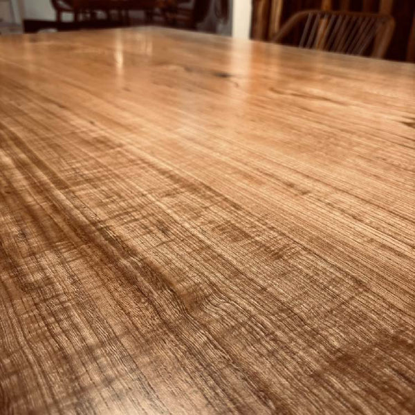 栓(セン)　一枚板 ダイニングテーブル 栓（セン） 一枚板 ダイニングテーブル／1320mm 【A8596】 【一枚板