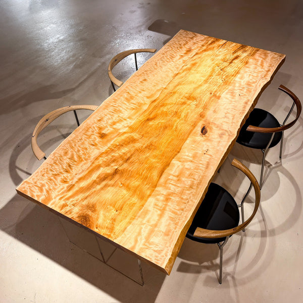 一枚板　トチ / 栃(杢)　K-HN-2302-965　(W210cm)