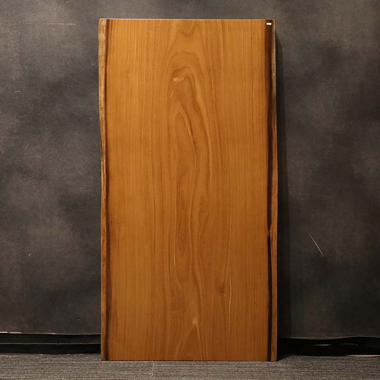 裏の画像