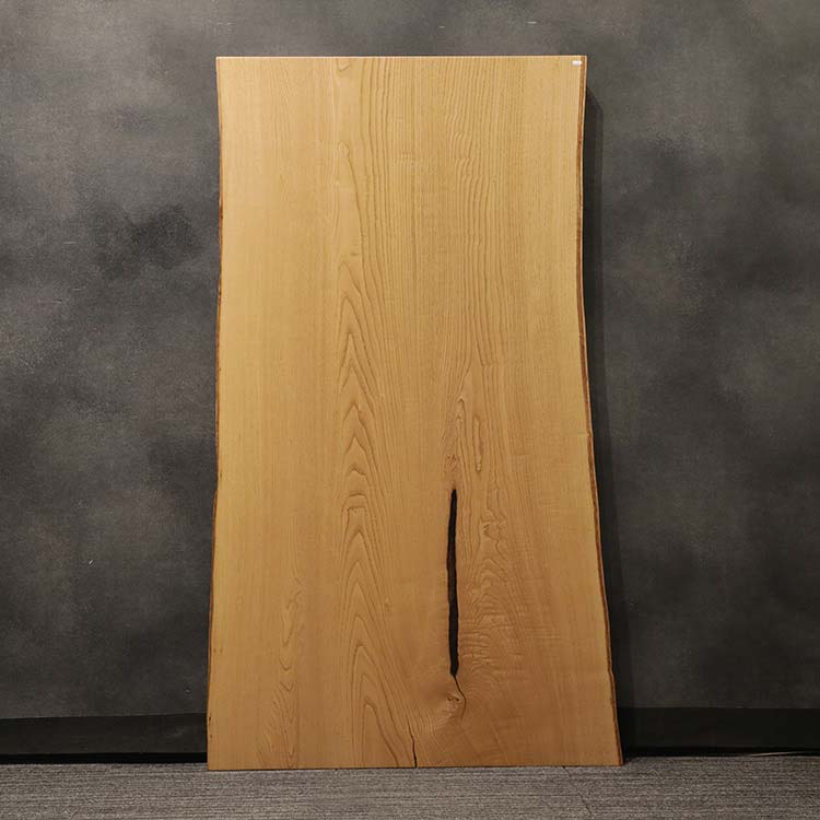 裏の画像