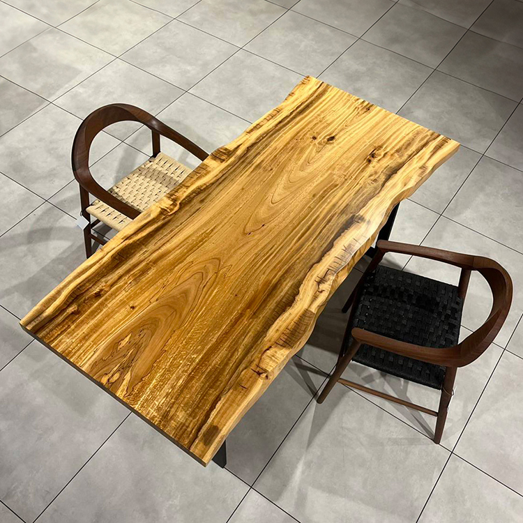 一枚板　クス / 楠(杢)　2594-6　(W180cm)