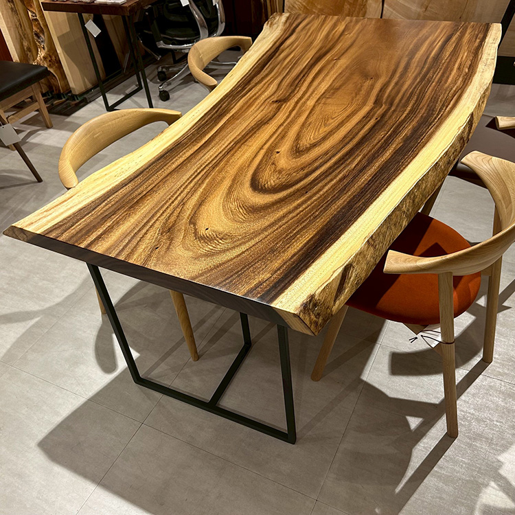 一枚板　モンキーポッド　5051-4　(W180cm)