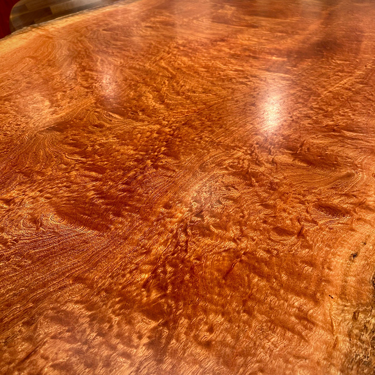 一枚板　サペリ(杢)　388-1/2-30-1　(W180cm)