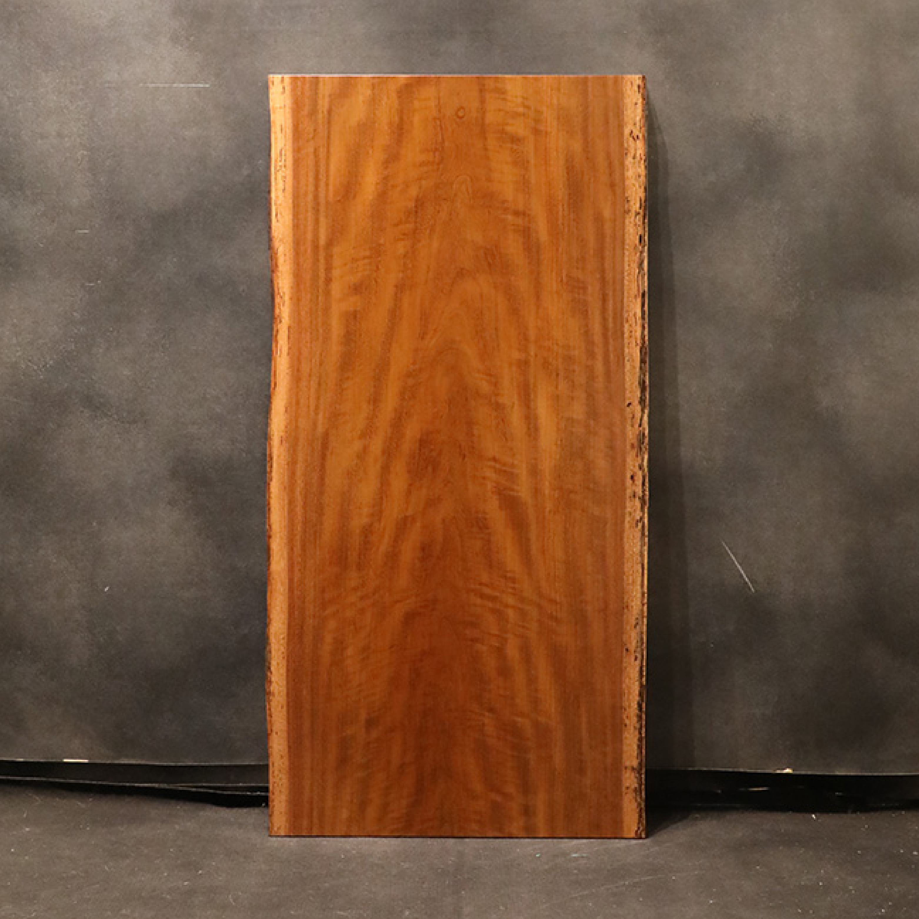 一枚板　マホガニー(杢)　5285-1-1　(W150cm)