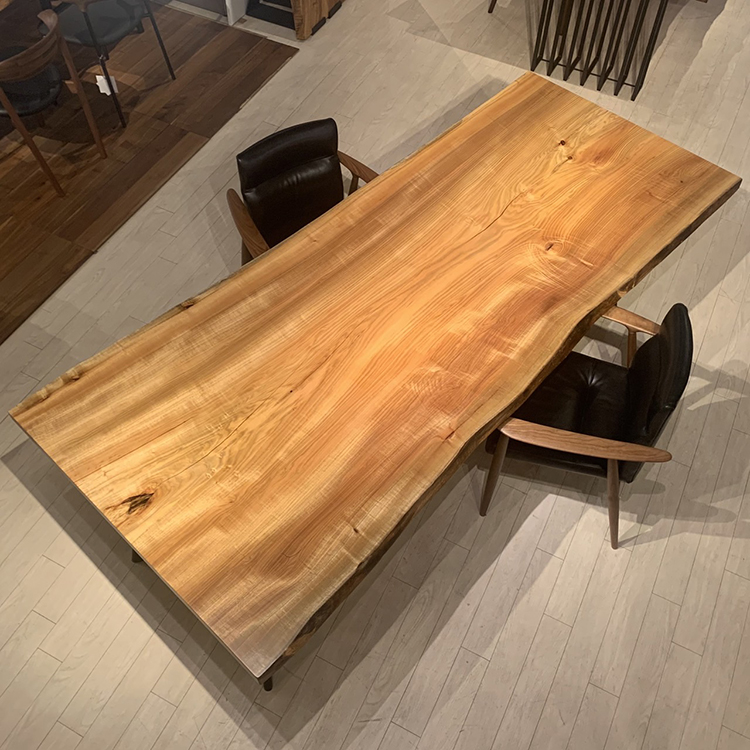 【SOLD OUT】一枚板　タブ / 椨(杢)　46-10　(W240cm)