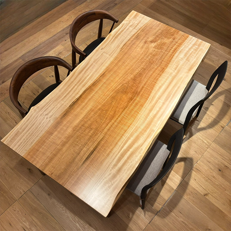 一枚板　トチ / 栃　D-543-2　(W150cm)