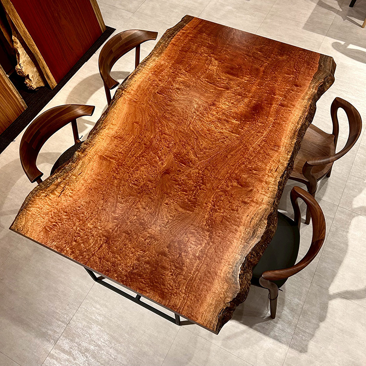 一枚板　サペリ(杢)　388-1/2-30-1　(W180cm)